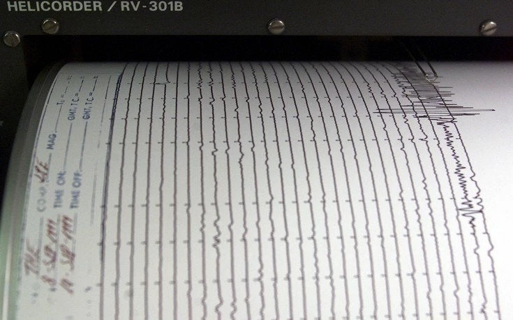 Αναστάτωση στη Λαμία από τον σεισμό – Βγήκαν στους δρόμους οι κάτοικοι